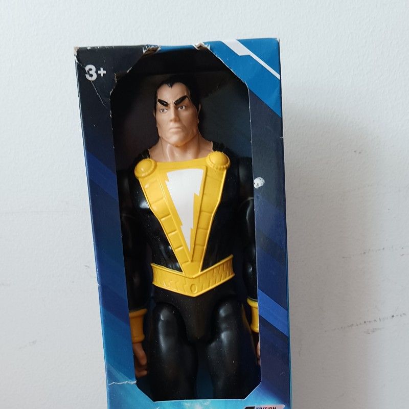 DC Comics Black Adam 12-Inch Action Figure with Cape – NEW | Poseable Collectable Superhero Toy - Image 2