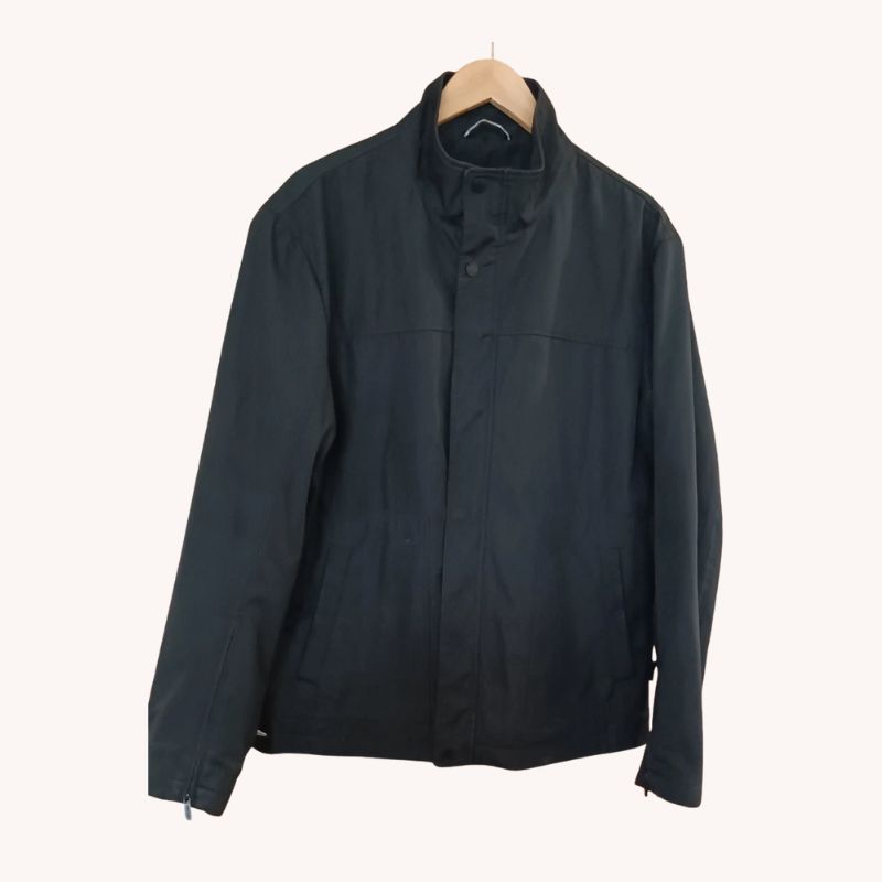 Calvin Klein Men’s Black Poly Bonded Open Bottom Jacket, Size M, Excellent