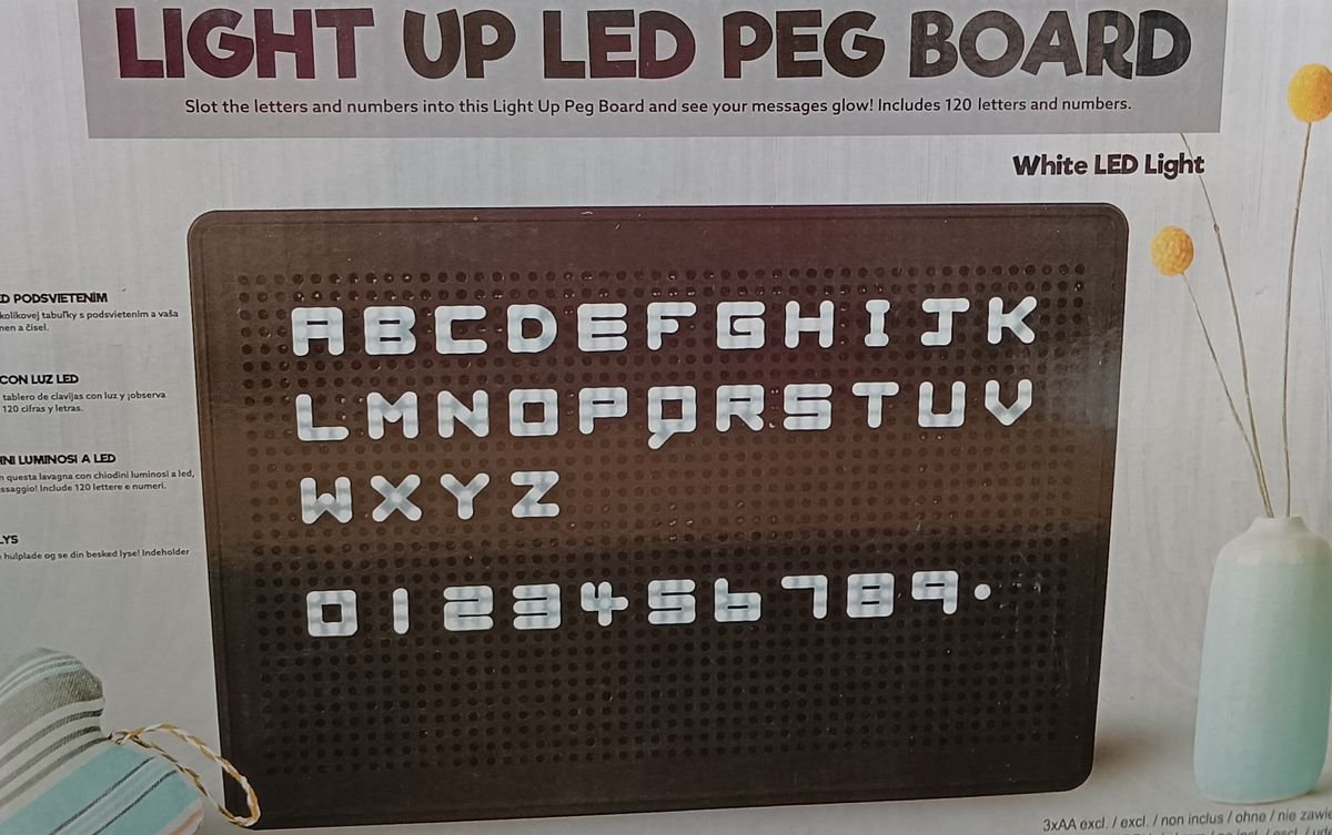 Light Up LED Peg Letter Board | New Boxed | Message Sig - Image 2
