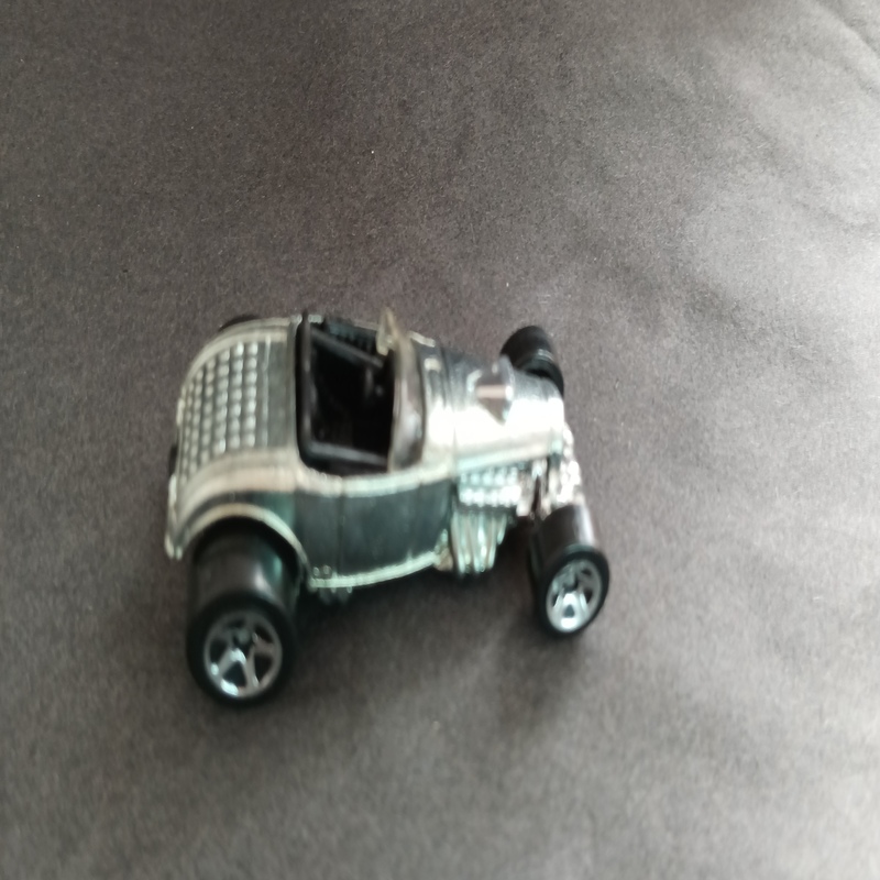 Hot Wheels 2000 First Editions Deuce Roadster Zamac #66 | Loose | VGUC - Image 2