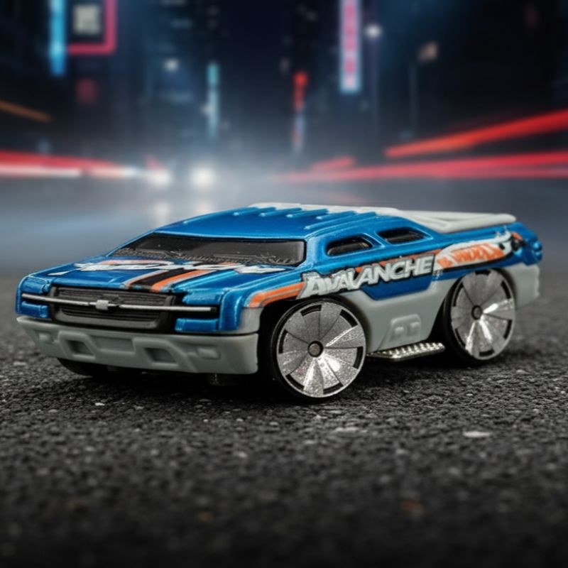 Hot Wheels 2004 Blings Chevy Avalanche 26/100 | Blue Gray | VGUC - Image 2